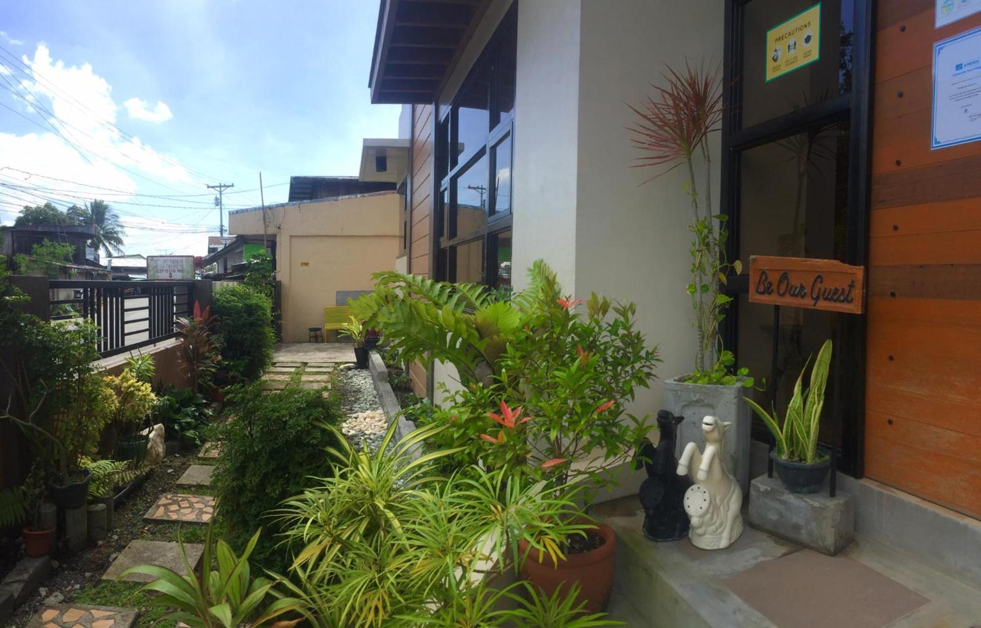 Pompeo And Luming'S Inn Calauag Exterior photo